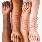 essence Blur Soufflé Sheer Nude Lip Balm - Balsam do ust 04 3g