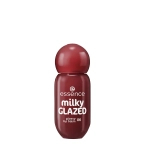 essence Milky Glazed Glossy Lip Balm - Lśniący balsam do ust 06